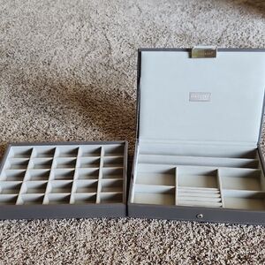 💕Set of 2 Jewelry Storage boxes by Stackers💕